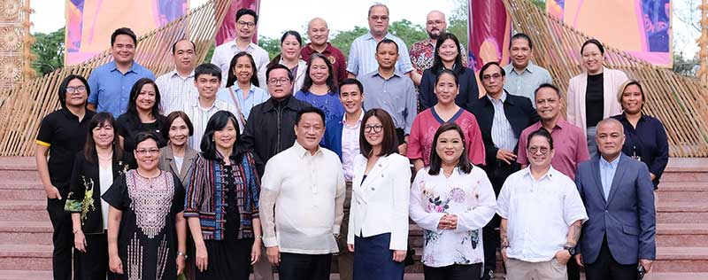 Alumni Community in University of the Philippines Welcomed Ambassador HK Yu Image Alumni Community in University of the Philippines Welcomed Ambassador HK Yu Image